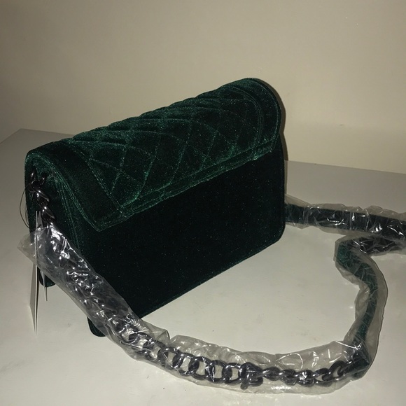 Green Velvet Crossbody Bag - Picture 4 of 8
